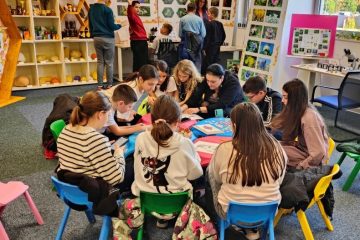 OD CVIJETA DO MEDA: IZLOŽBA KOJA JE POVEZALA SVE GENERACIJE!